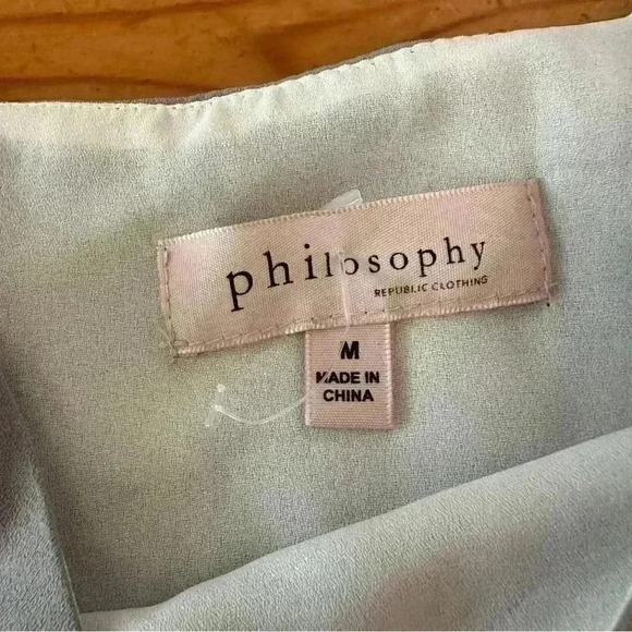 Philosophy Light Gray Sleeveless Blouse - Picture 3 of 6